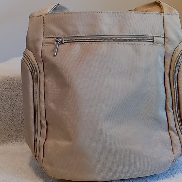 Organizzi Bag in Taupe - Picture 4 of 8